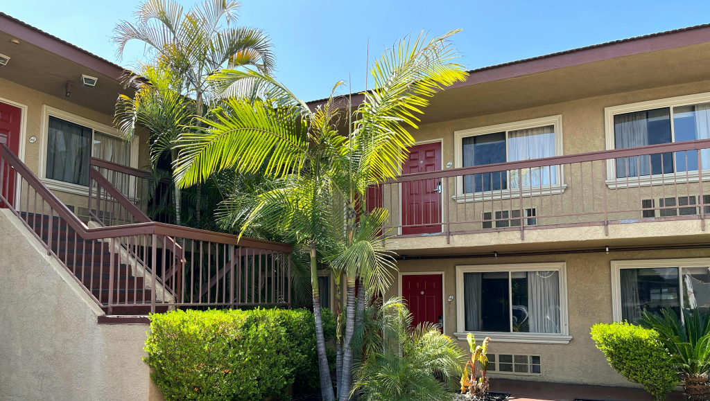 Rivera Inn & Suites Motel