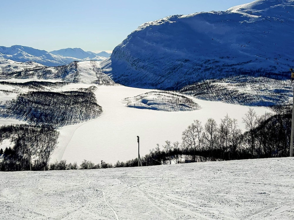 6 Person Holiday Home in Gratangen
