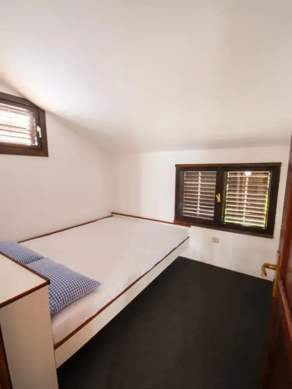 Apartment Kostanjevac