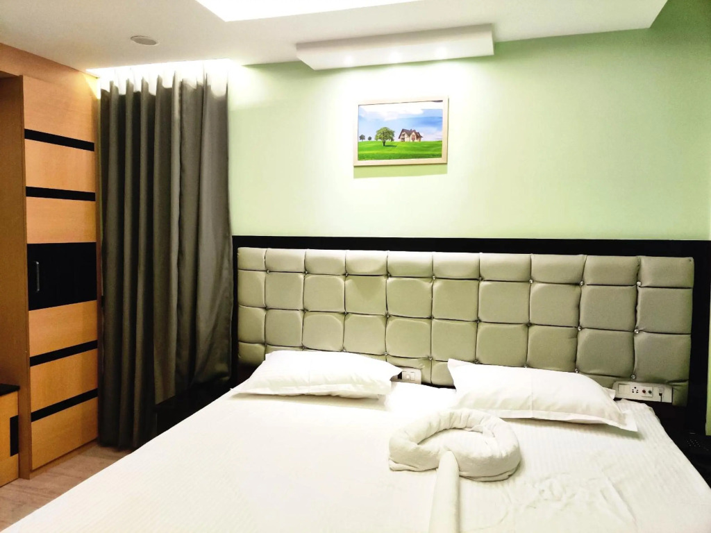 Royal Galaxy - An experience of wellness