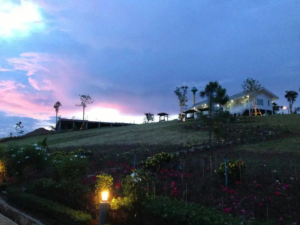 Khaokor Whitehome Resort