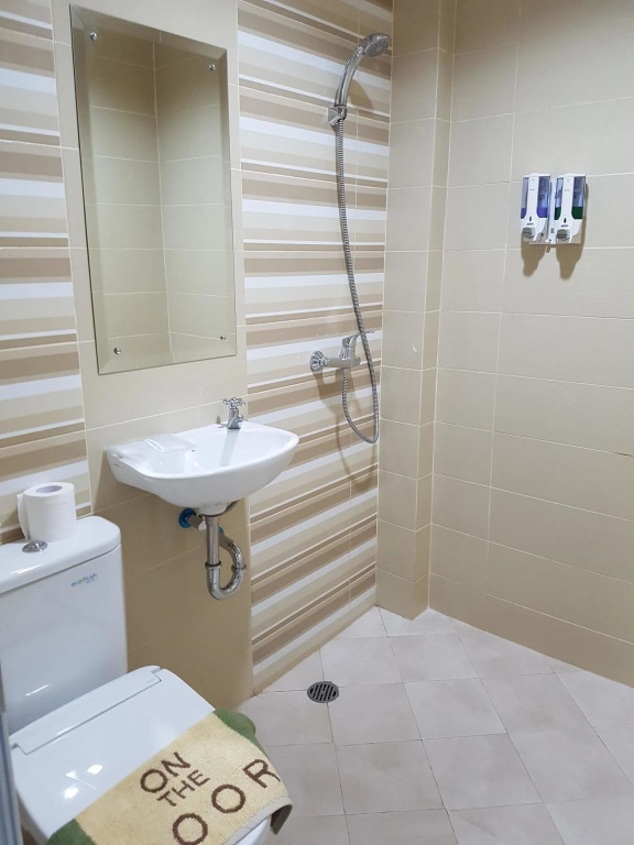 Ethan Hotel Kelapa Gading