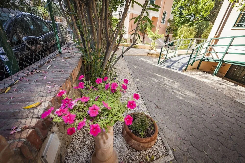 Villa Aurora Residence - Hostel
