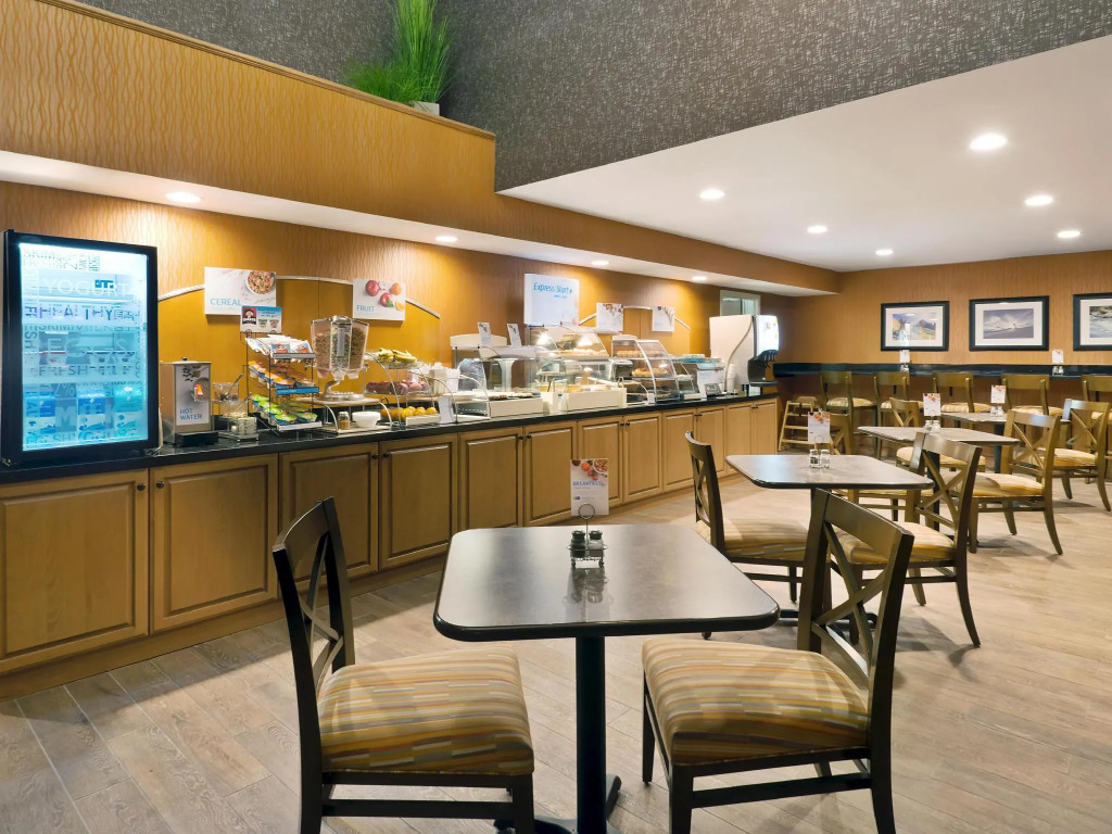 Holiday Inn Express Hotel & Suites Fraser Winter Park Area by IHG