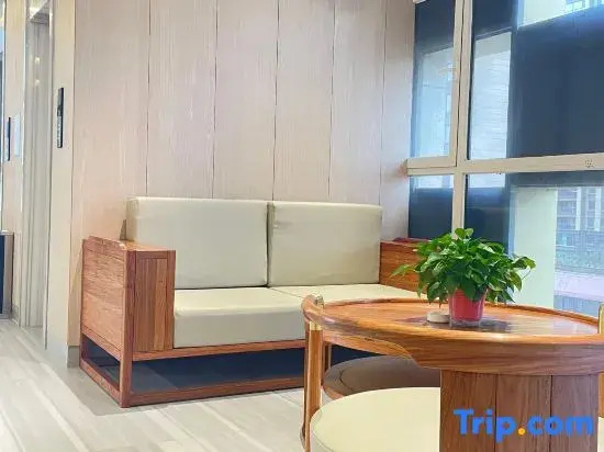 Tianxia Haojia Sunshine Smart Hotel (Weihai High-speed Railway Station Qingdao Middle Road)