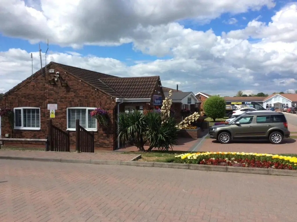 3 Bed New Lodge Sleeps 4 Pets Welcome