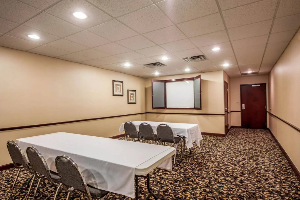 Garner Hotel Norman Universirty Area by IHG