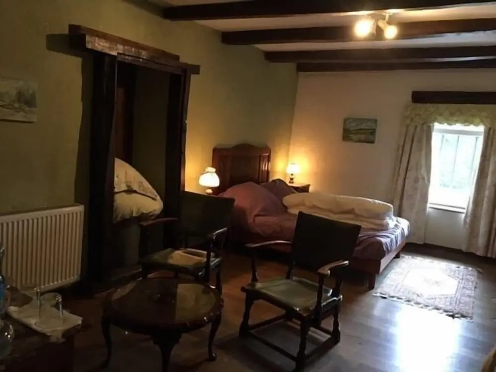 Chambres dHotes Les Hirondelles