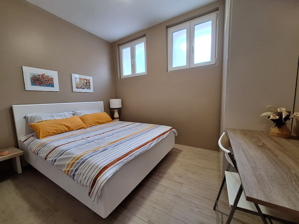 Apartments Mar