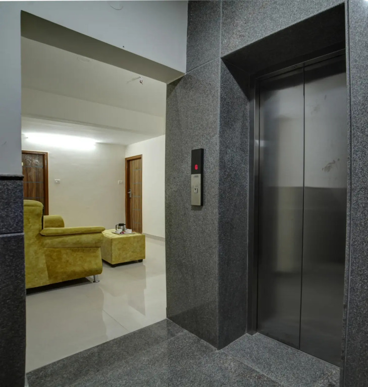 SM Royal Suites Transit Hotel near Kempegowda international Airport Bangalore