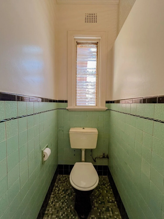 Commercial Hotel Bega