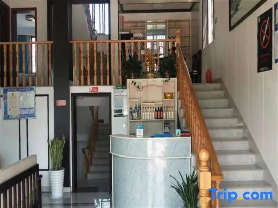Xinchang Yunqi Small Building House