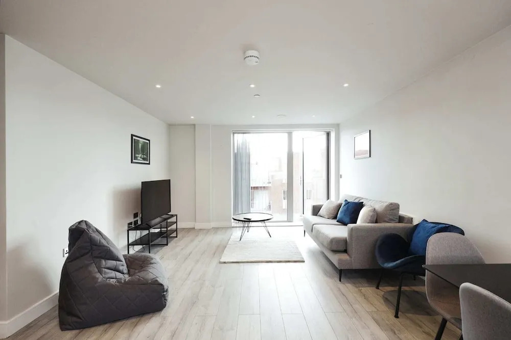 Seven Living Residences Slough - Luxury Apartments