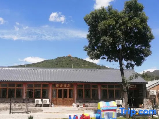Badaling Great Wall Building Yizhu Bed and Breakfas