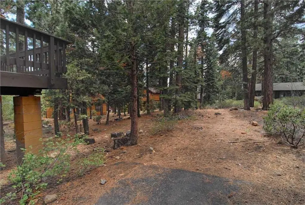Large Deck and Bonus Room Plus Unique Features #146