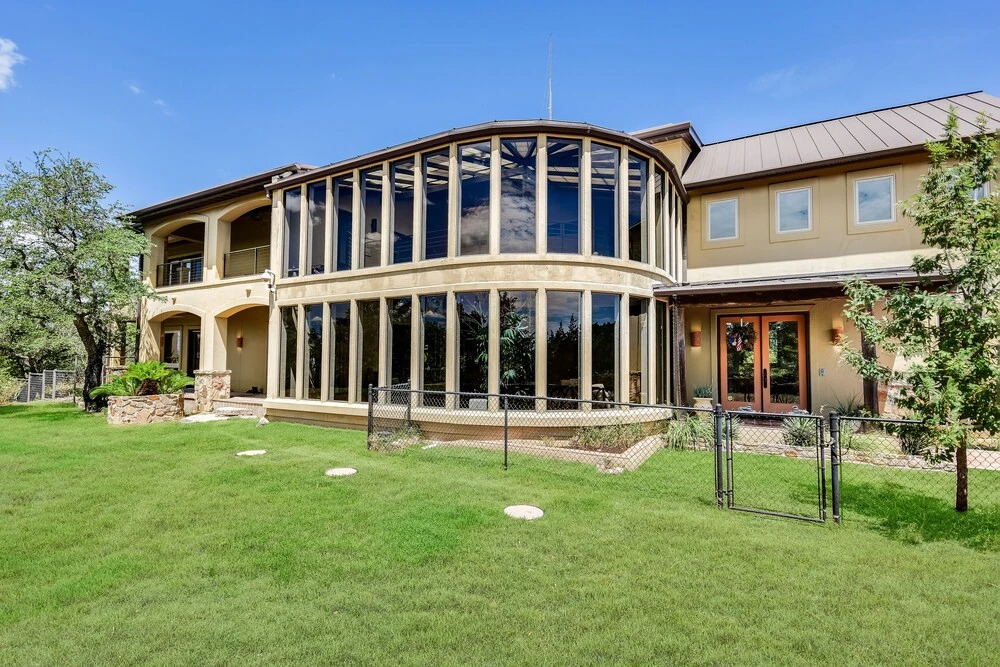 The Authentic Atx Experience Estate 5 Bedrooms 5 Bathrooms Home