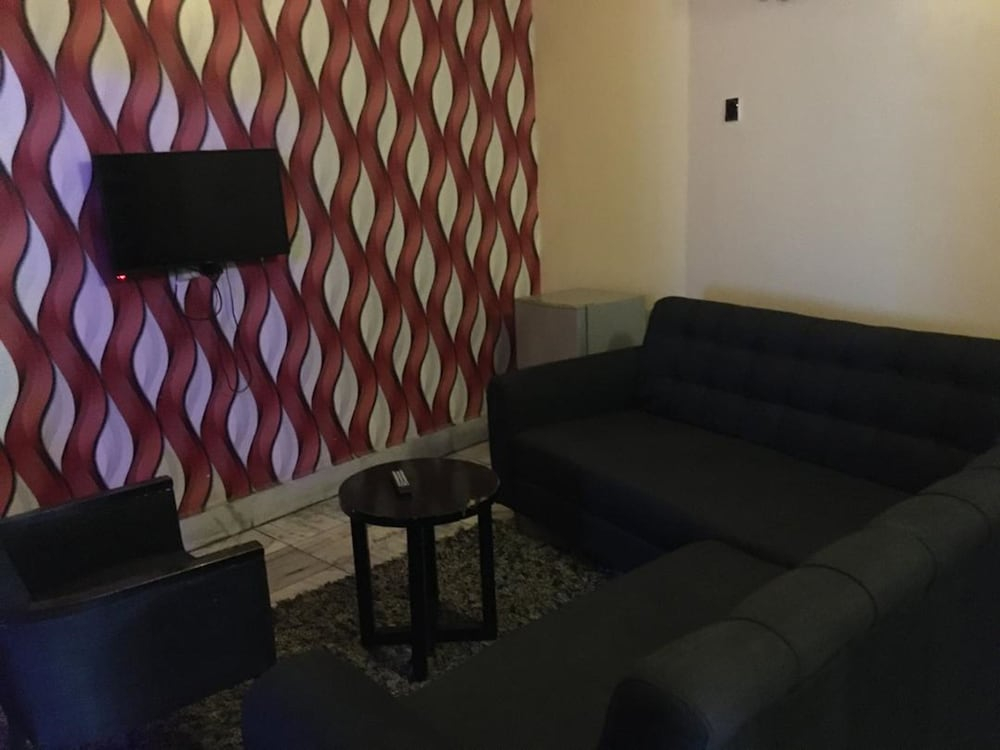 Benysta Hotels