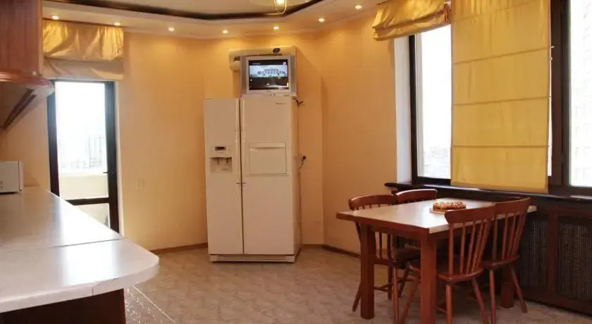 Hostel Estate 2