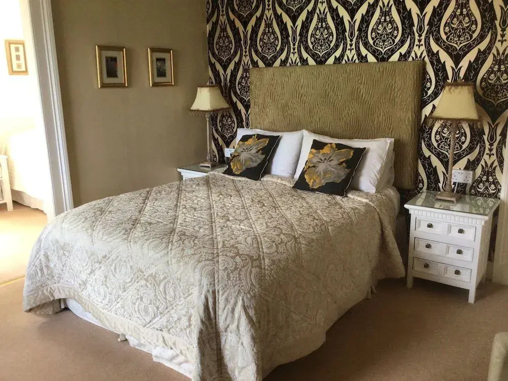 Thistle House Guest House