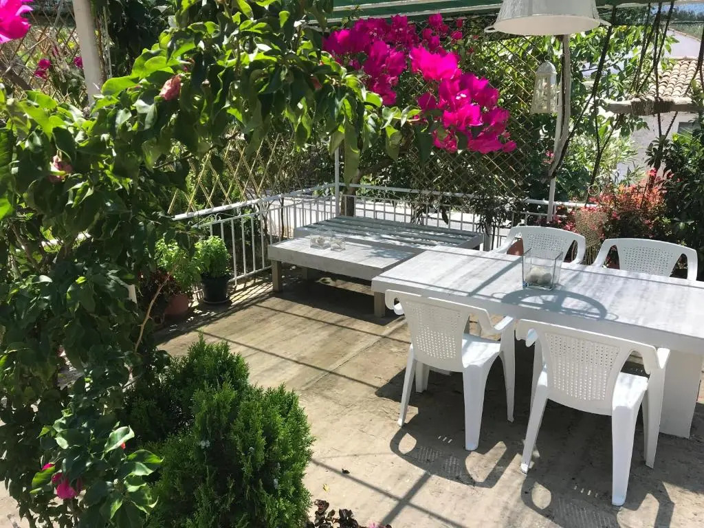 Angeliki Studio & Apartment