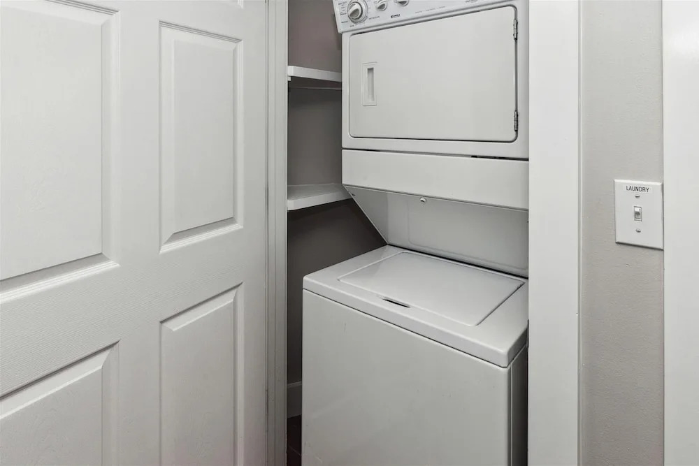 Seacrest 308 is a 2 BR Gulf Front on Okaloosa Island by Redawning