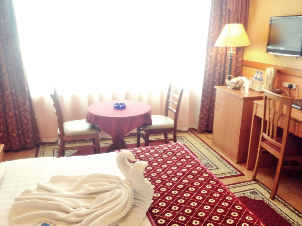California Hotel