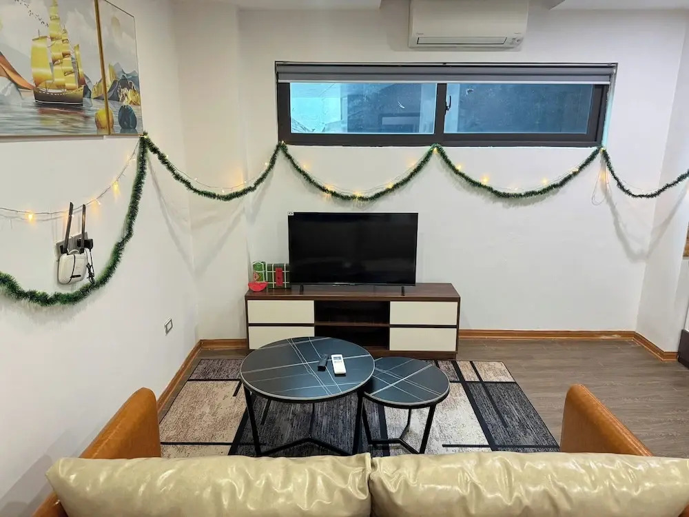 Tay Ho Apartment