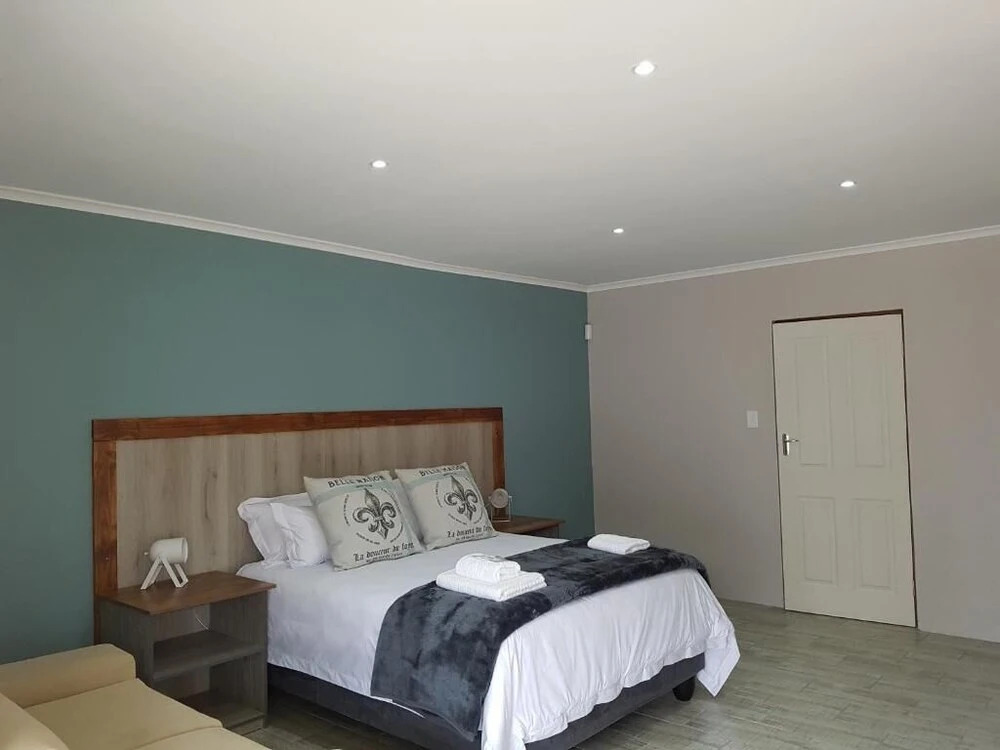 Azaria Guesthouse