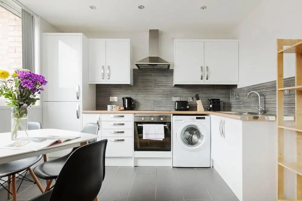 Sparkling Clean 2BR City Centre Apartment