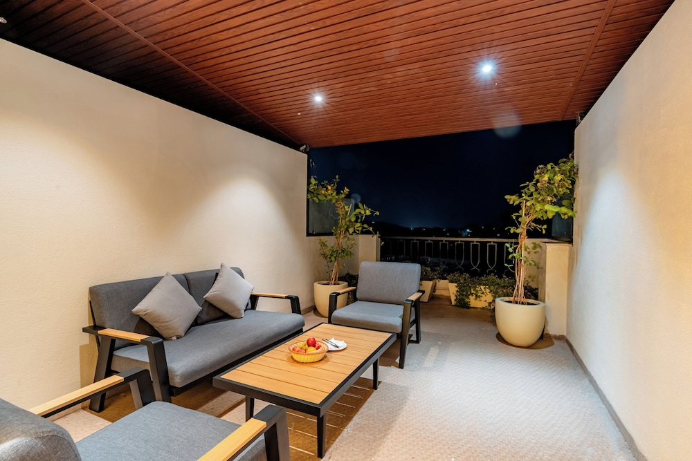 Playotel Premier, Ujjain