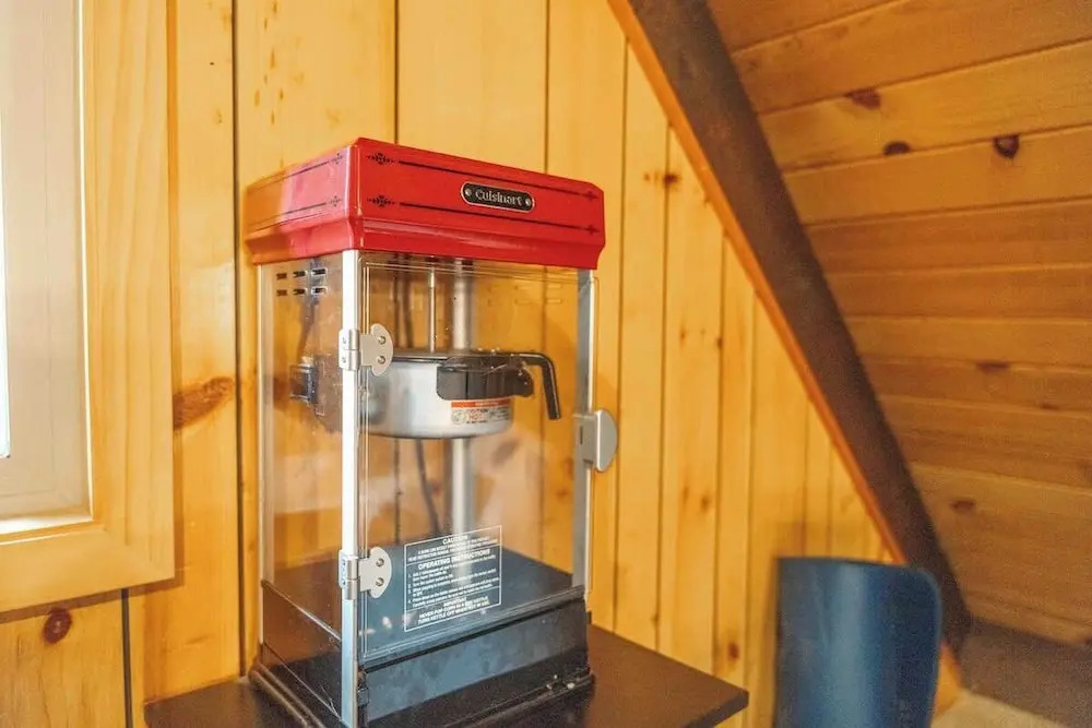 West Shore Tahoe Cabin - Loft Movie Nights Pets