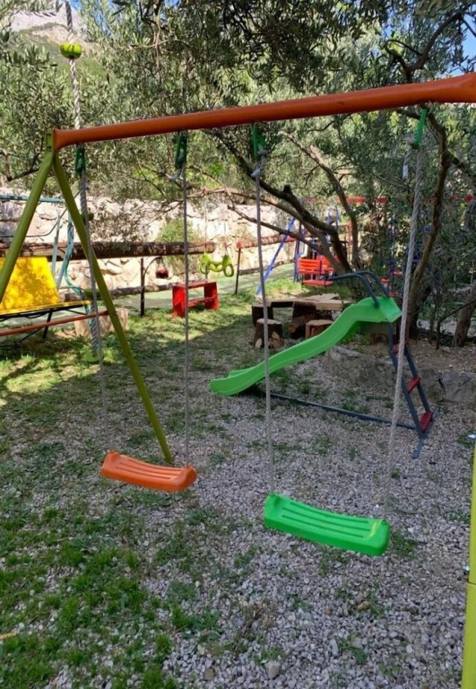 Antisa - With Playground - A1 jug