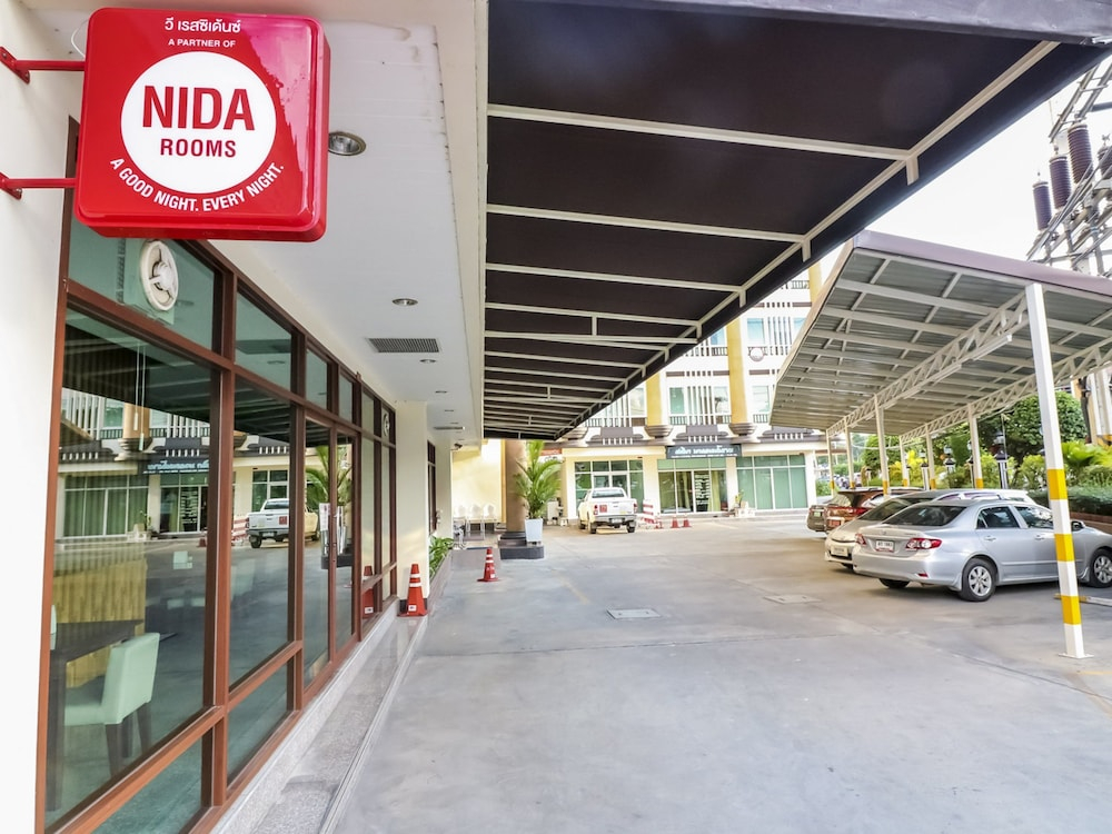 Nida Rooms Suan Kaew Mall 1010