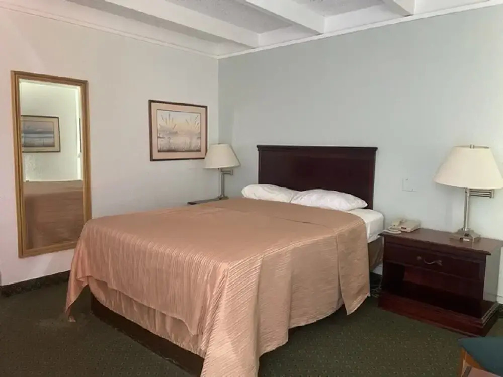 Regency Inn