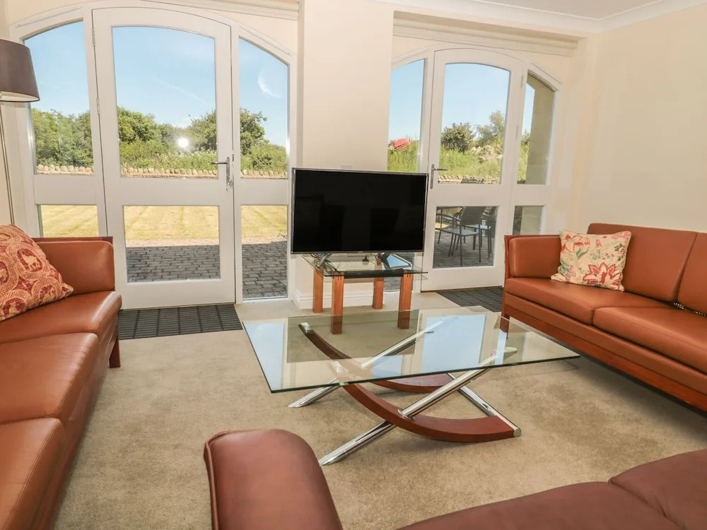 11 the Steadings