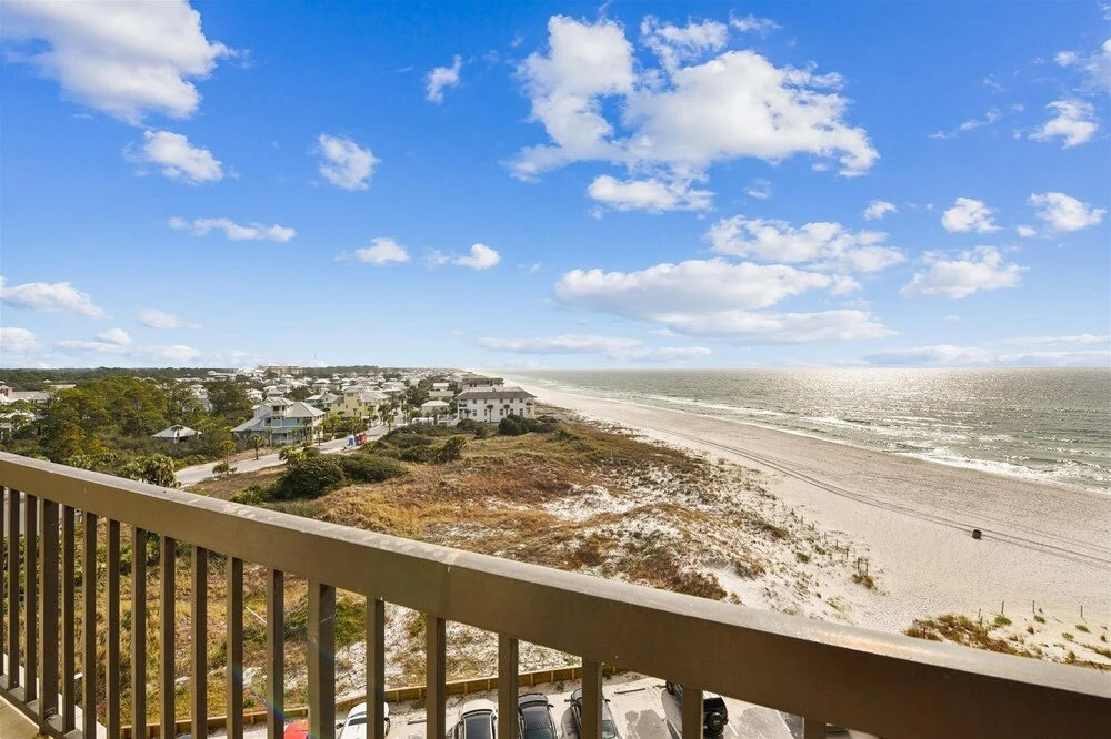Pinnacle Port A502 - Updated 3 Bedroom . Free Fun! Boat Ramp Access! Condo by RedAwning
