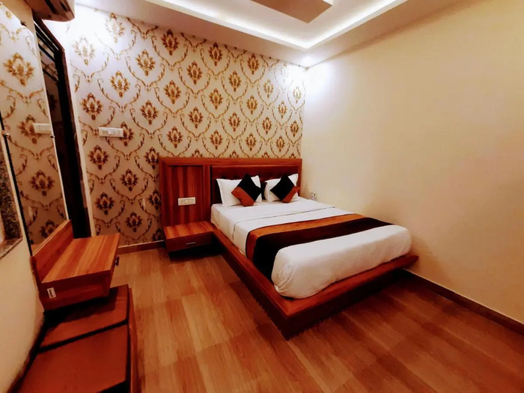 Hotel Sky View
