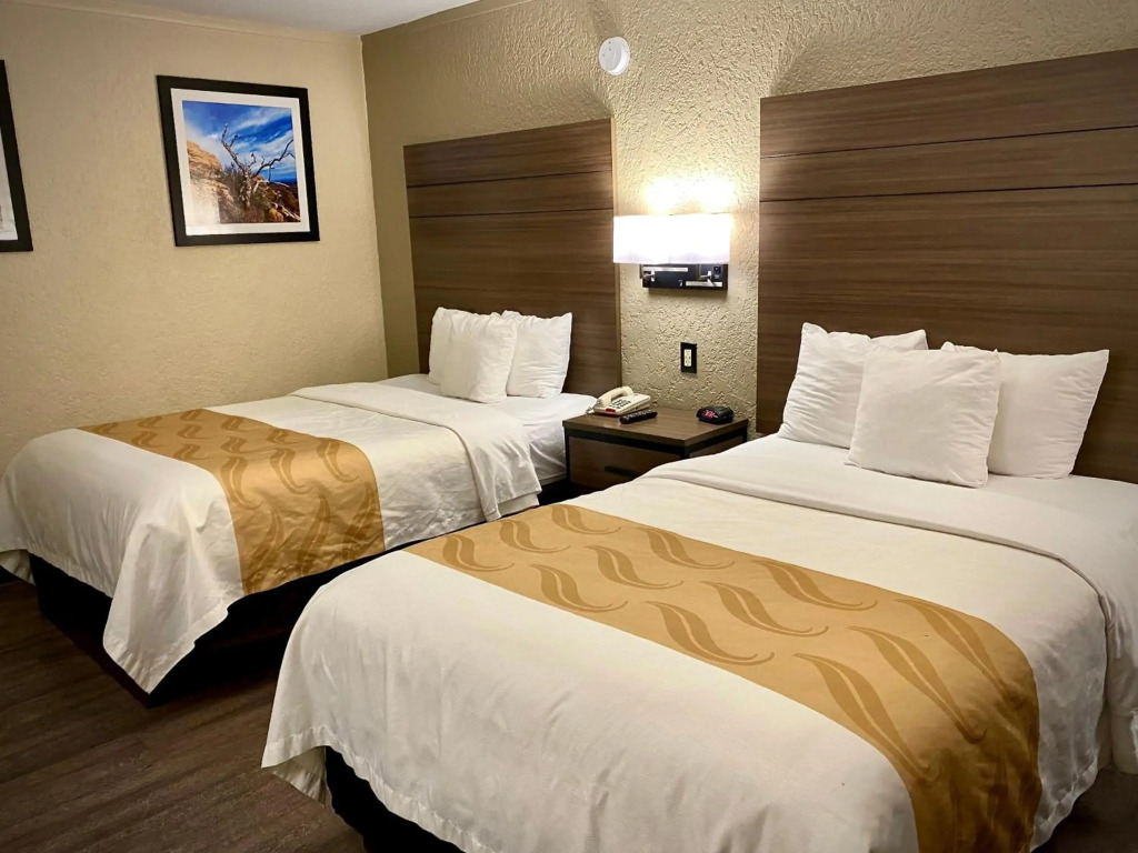 Quality Inn & Suites Airport
