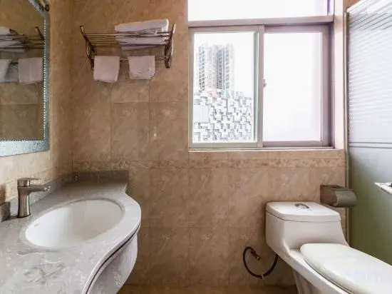 Longsheng Business Hotel