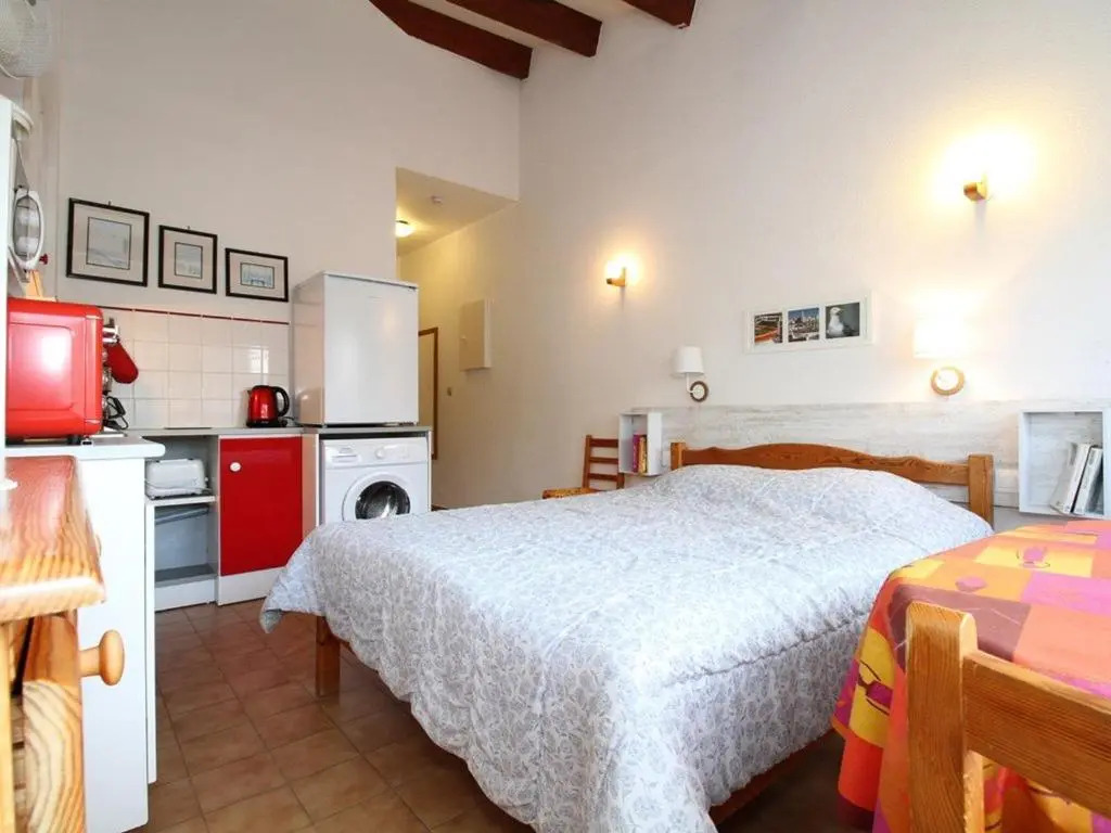 Appartement Balaruc-les-Bains, 1 pièce, 2 personnes - FR-1-553-114