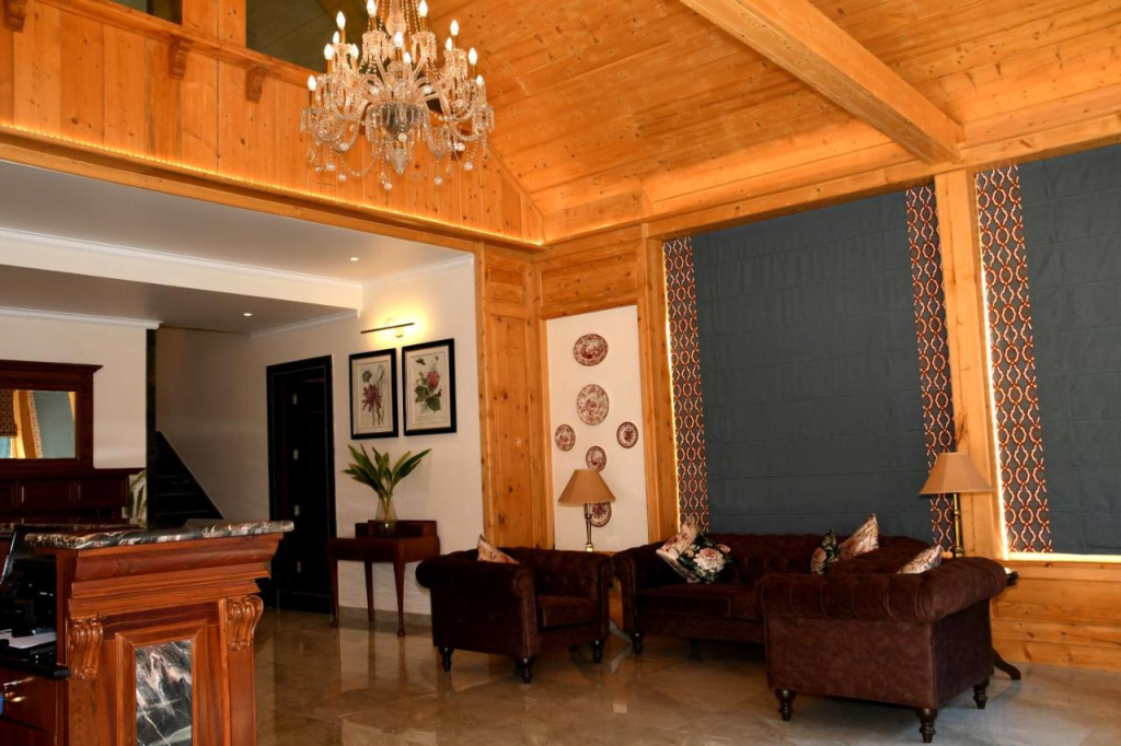 Mastiff Villa Camellia by OTHPL