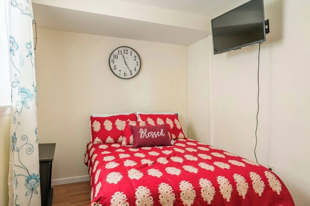 Lovely 2 Bedroom In Brooklyn Sleeps 5