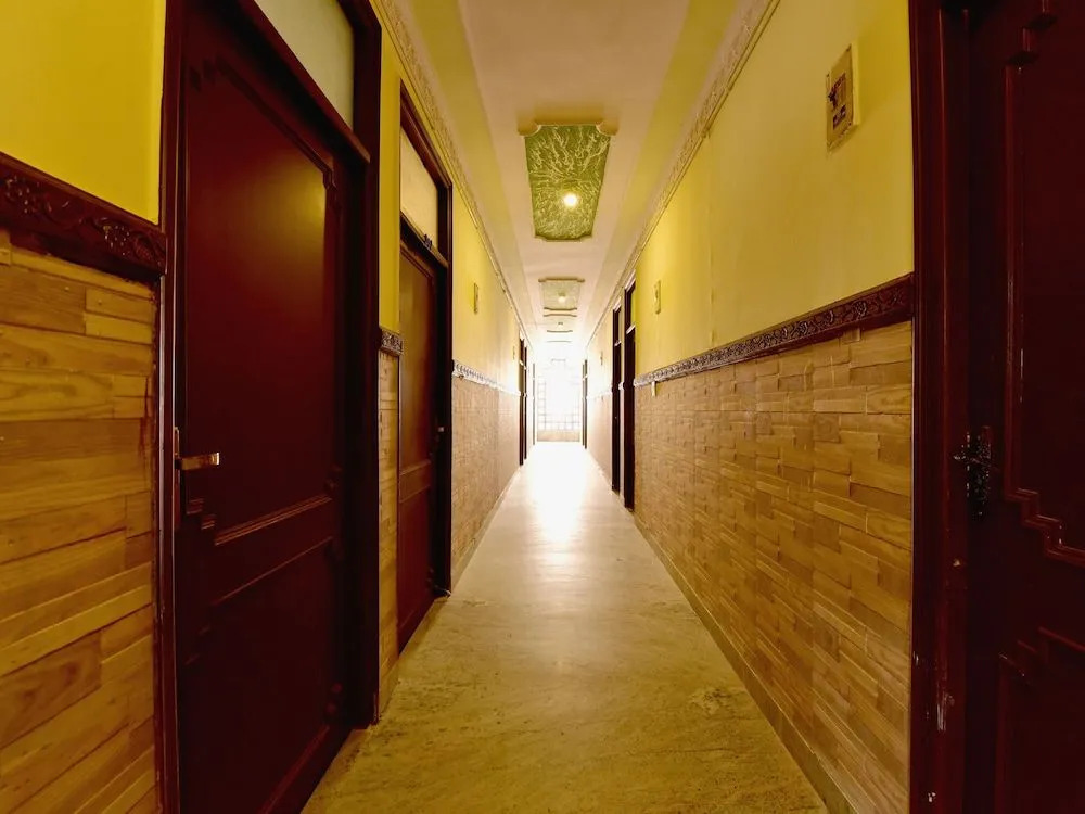 OYO 22544 Hotel Vijeet Palace