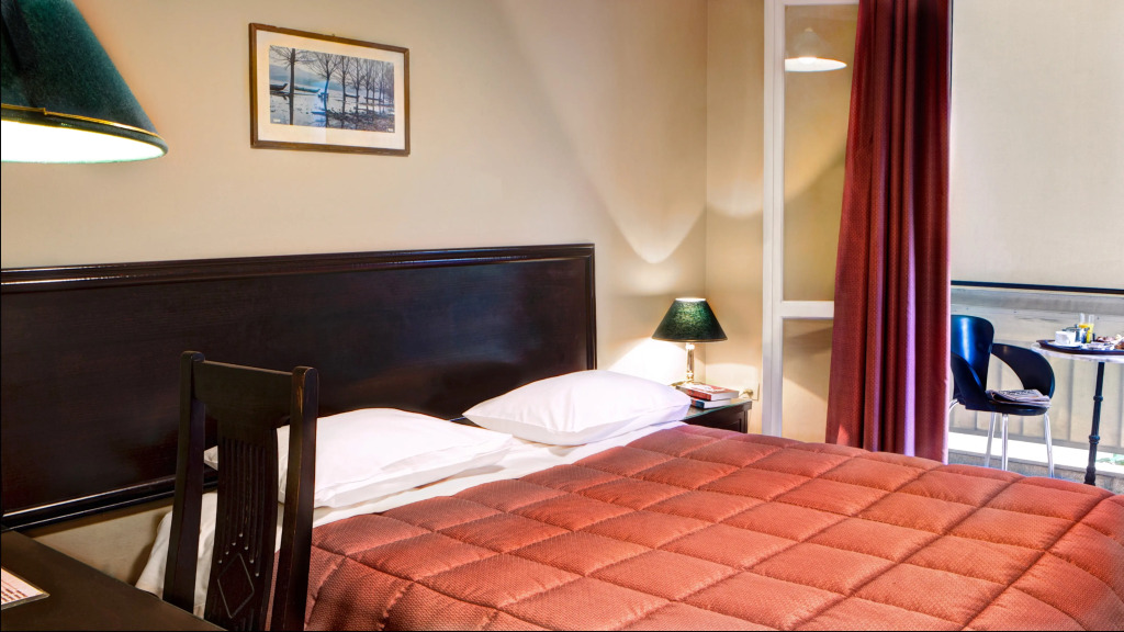 Nicola Hotel