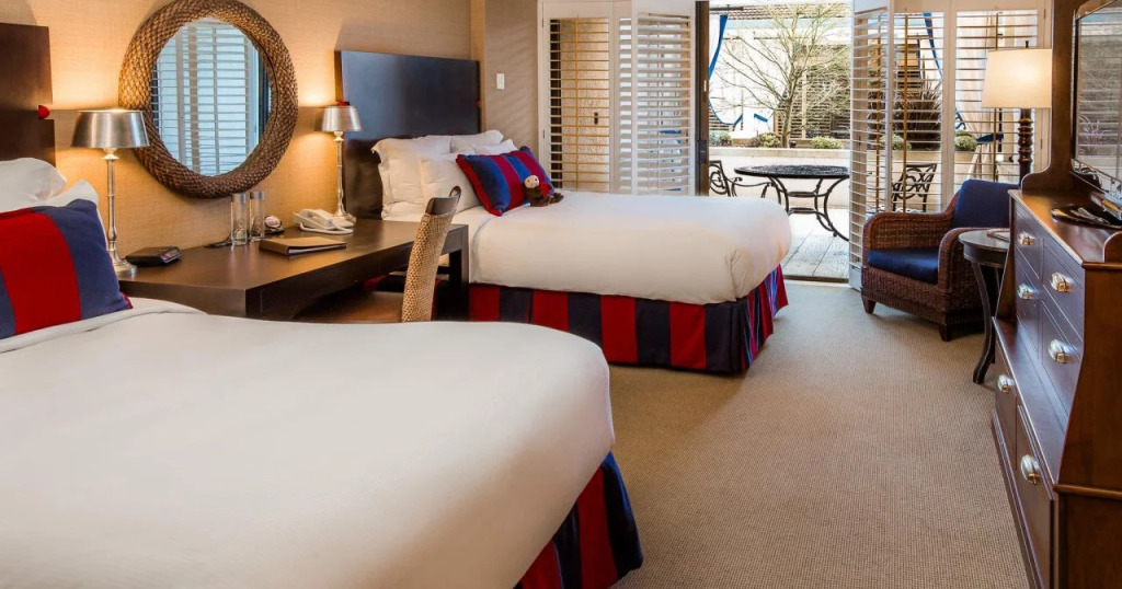 Portola Hotel & Spa