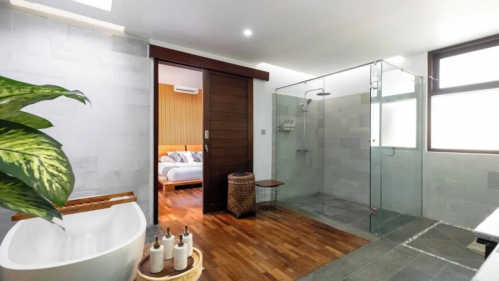 Villa Camilla 2 by Villa Finder