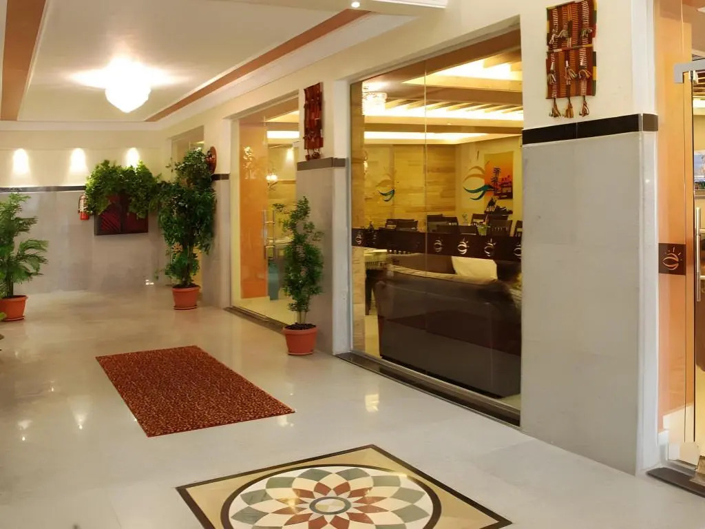 Jardaneh Hotel