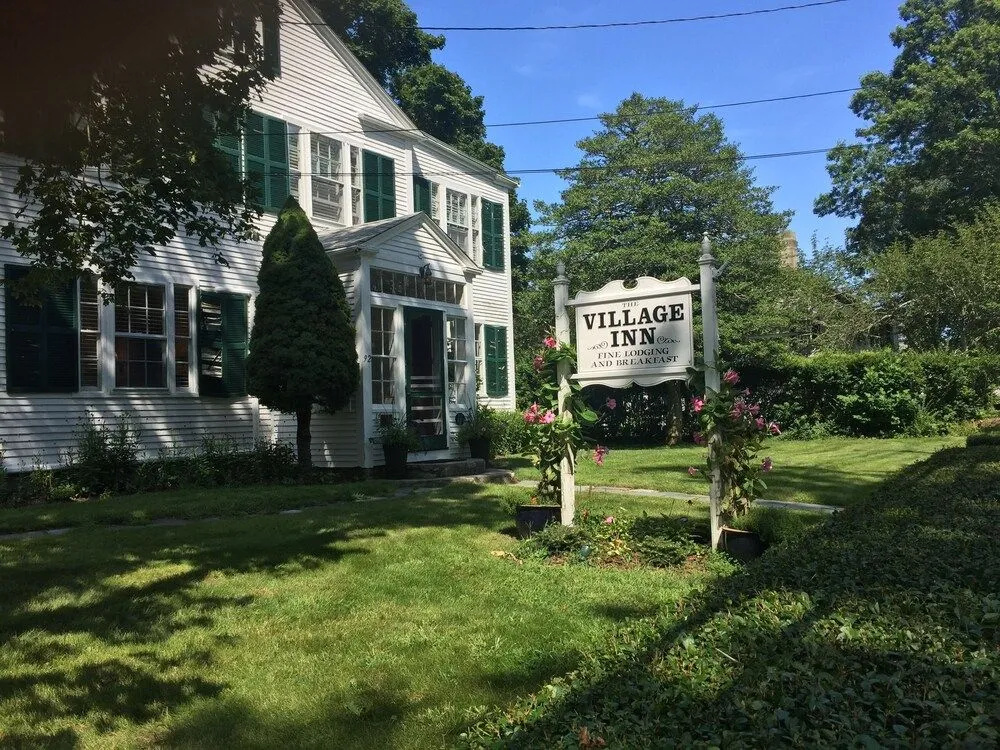 Village Inn