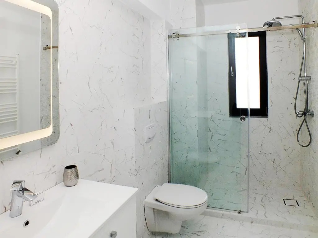 Ada Luxury Apartments 43