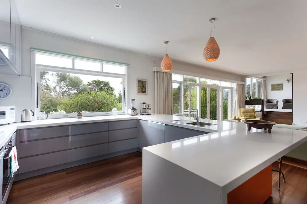 Sunseeker House